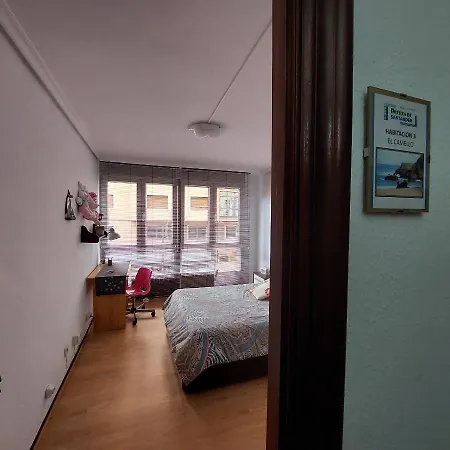 아파트 Apartamento Familiar Puerta De